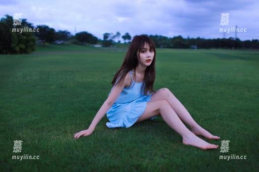 秀人网 - 精选安妮Tess学妹在线写真资源，颜值与艺术的完美结合！