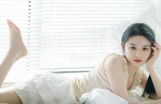 秀人网 – 精选作品：月野兔美妞空姐系列，记录每一次飞行的优雅瞬间