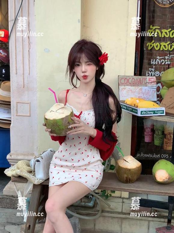 秀人网-李昔雨 秀人网 - 独特视角:李昔雨私房写真中的网袜元素,展现女性魅力的秘密