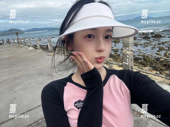 秀人网-杨晨晨Yome 秀人网 - 免费分享杨晨晨Yome黑丝美臀照片,尽情享受视觉盛宴吧!