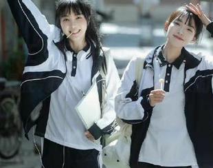 秀人网 – 王俪丁女王的全套写真盛宴，让我们沉浸在她每一光影瞬间带来的美丽故事中。