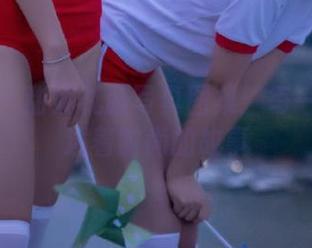 秀人网 – 甜妮礼服写真图集：每一帧都讲述着时尚的故事