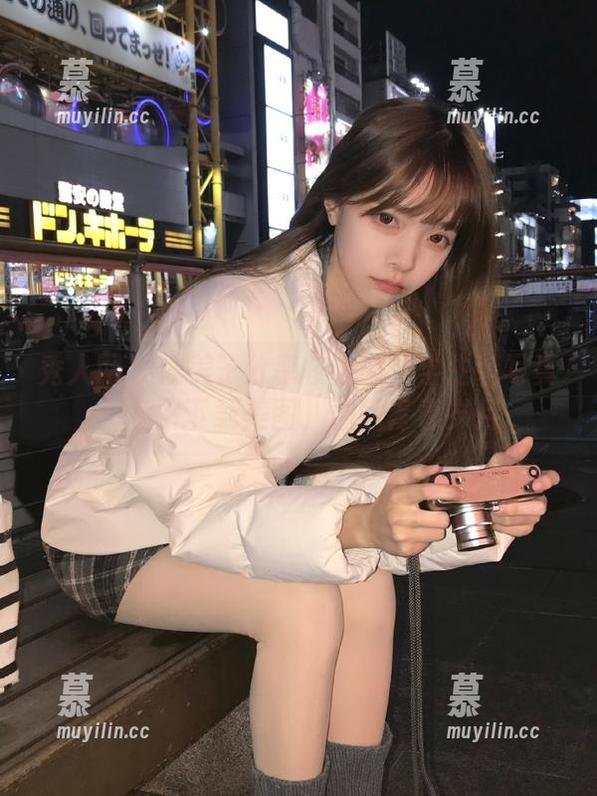 秀人网-糯美子 秀人网 - 糯美子分享校园时代学生装写真,免费下载美图,重回青春岁月