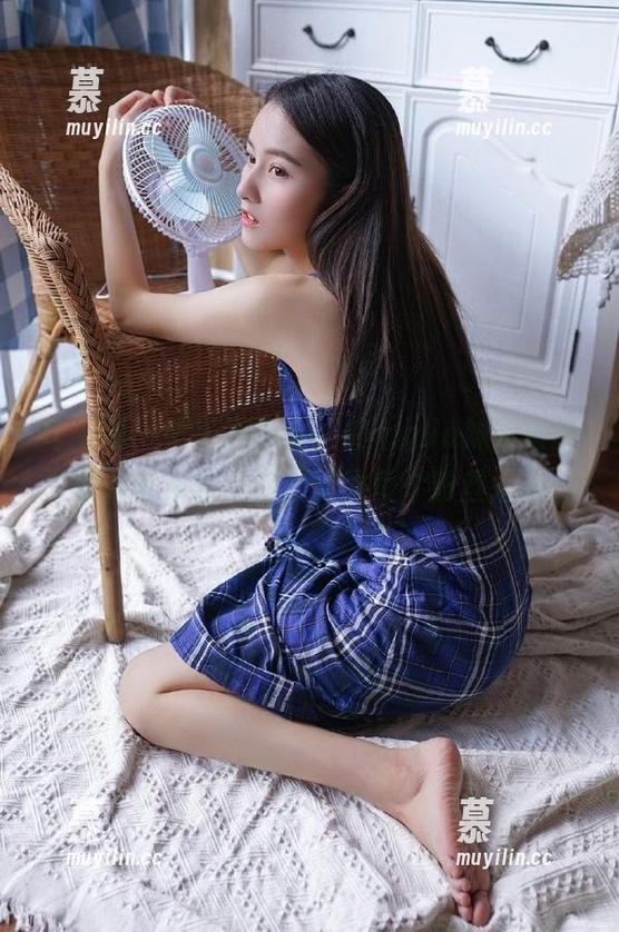 秀人网 - 娱乐圈新宠，美七mia妹妹最新写真作品入驻图库，值得每个粉丝拥有！