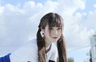 秀人网 – 舌尖上的菊花ace：灰丝作品的多样化图片资源合集