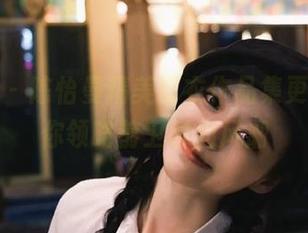 秀人网 – 陈怡曼精美皮衣作品集更新，带你领略前卫时尚风潮