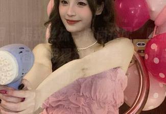 秀人网 – 精致丝袜与时尚搭配，陈雅漫VICKY最新图册呈现独特之美，一起感受她的风采。