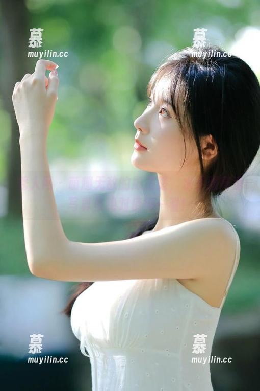 秀人网 - 萌趣无敌的顾楚楚，水手服高清写真集绝对值得一看！