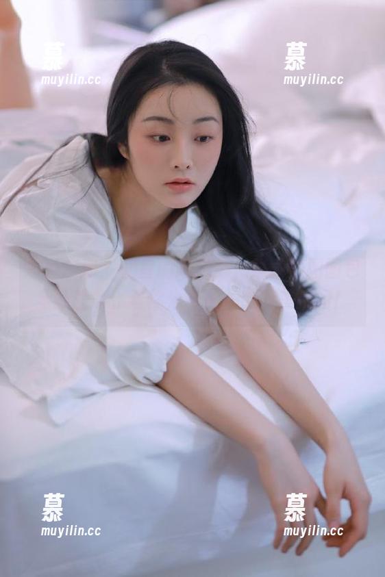 紧急企划 - 奶昔的绿背心，赋予美图图包全新生命，与你分享每一个完美瞬间！