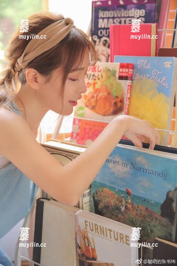 紧急企划-小恩 紧急企划 - 追求完美的你怎能错过?小恩厚白丝写真高清原图全新上线,吸引眼球!