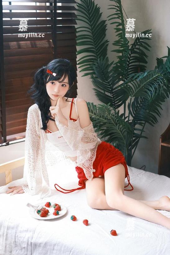 羊小雪juvia 微密圈 - 羊小雪juvia泳装写真新曝光:这种美丽简直让人怀疑人生,她是谁的女神?