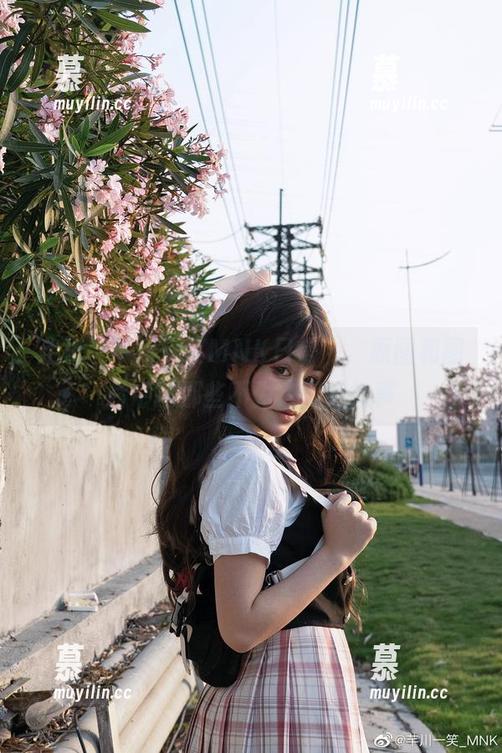 芊川一笑MNK 走近“芊川一笑MNK日常”,原图和图片中的那些不为人知的故事