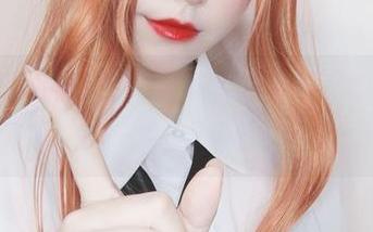 芋圆侑子的睡衣风情，分享她的cos造型与生活点滴