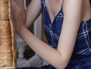 蜜桃社 – 独家放送：初月礼服写真原图，免费获取只需一键！