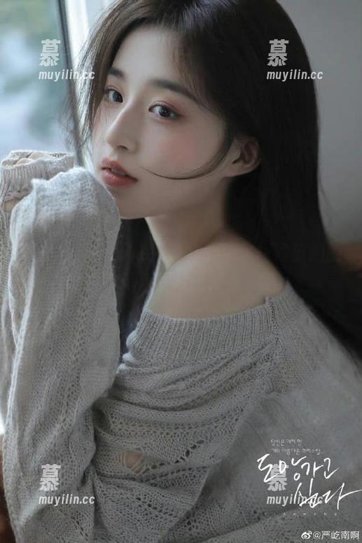 蜜桃社-铃木 蜜桃社 - 可love的铃木,带你探索旅拍的世界,精选图片记录每一刻!