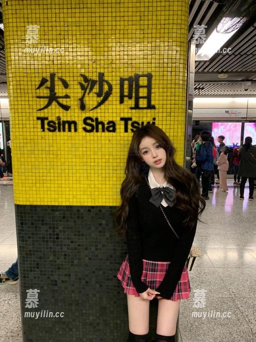袜啵啵-稚予 袜啵啵 - 稚予珠光肉丝写真背后的故事,精美壁纸带你走进她的艺术世界,快来收藏吧!