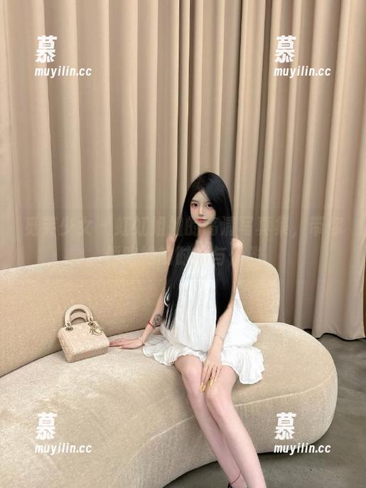 觅芙少女-虹虹 觅芙少女 - 虹虹姐姐的高清写真集,带你领略她的时尚与优雅