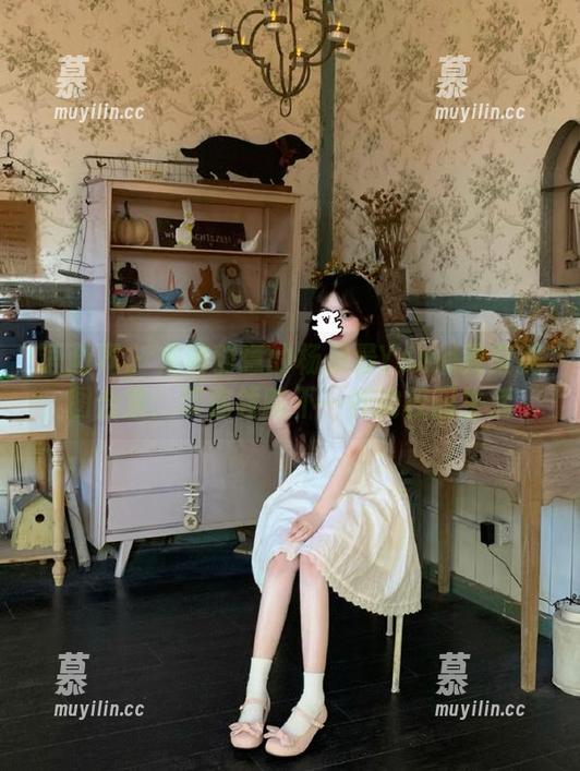 语画界-杨晨晨Yome 语画界 - 充满创意的杨晨晨Yome教室美图合集:带你领略不一样的校园生活