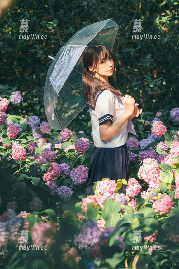 语画界-杨晨晨 语画界 - 杨晨晨健身美女网盘作品,给你不一样的女神养成秘籍!