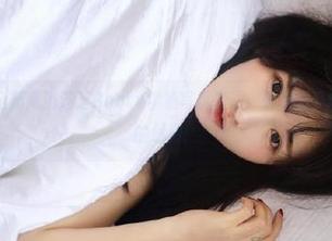 语画界 – 全新高清芝芝Booty学姐写真资源，快来感受潮流风向标的魅力！