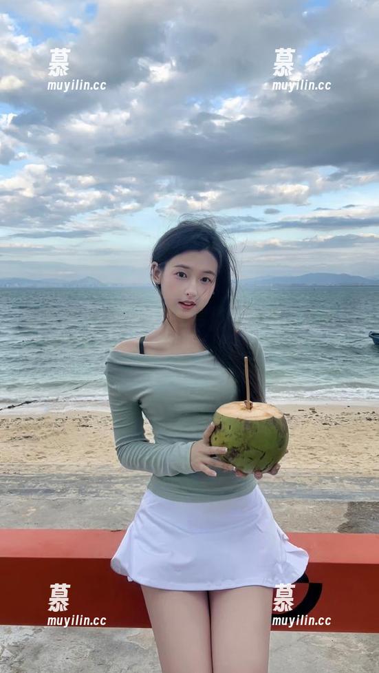 语画界 - 让人心动的言沫长腿美女写真，免费下载精致图片，与你分享美丽瞬间！