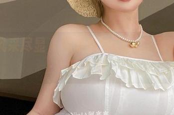 御姐风采尽显，阿寨寨的COS作品让人流连忘返