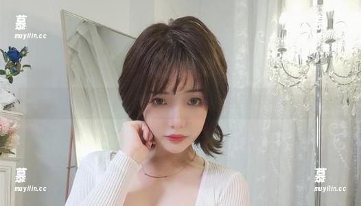 绝美牛仔裤图集分享，走进“雯妹不讲道理”的时尚世界与独特风格
