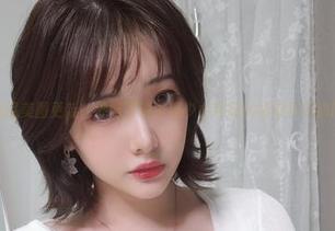 精品美图更新，雯妹不讲道理少女用镜头捕捉梦幻瞬间