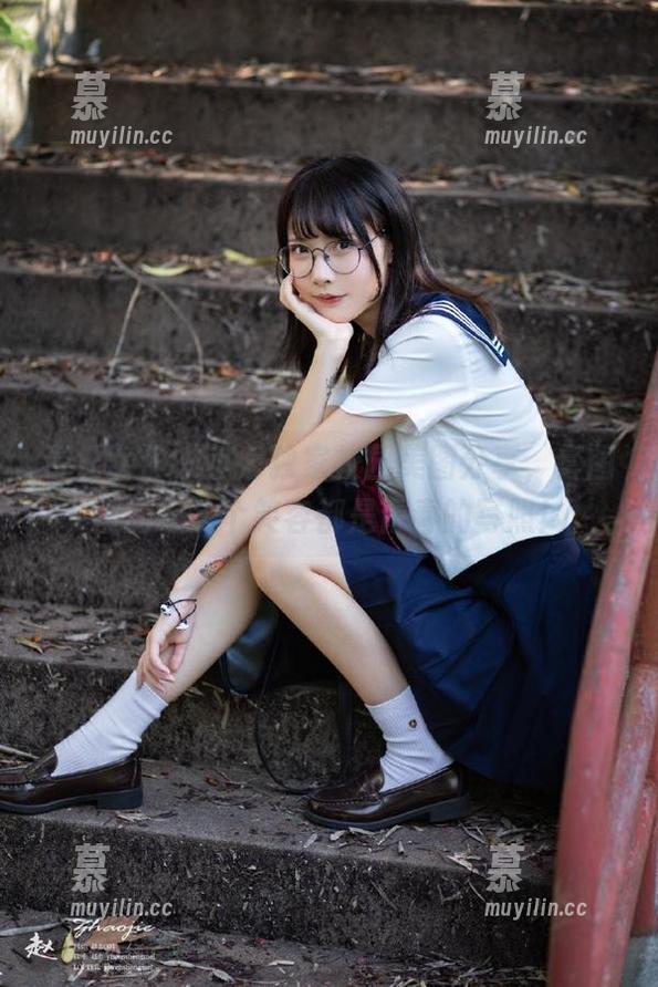 青丘女神-小七 青丘女神 - 小七独家校园美图分享,套图里的每一个笑容都是青春的写照!