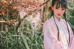 面饼仙儿网袜写真集下载指南：轻松拥有，让你感受‘腿’的魅力！