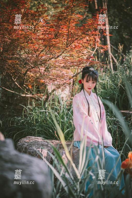 面饼仙儿 面饼仙儿网袜写真集下载指南:轻松拥有,让你感受‘腿’的魅力!